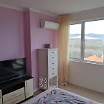 Sea View Apartamento *