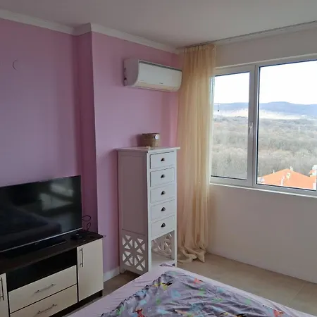 Sea View Апартаменты *